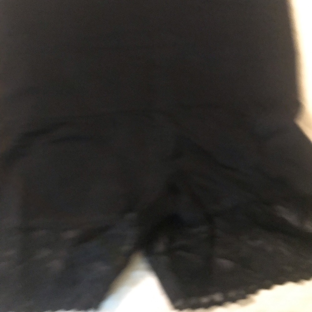 NWT DERCA Tummy Control Lace Trim Shapewear Shorts Medium